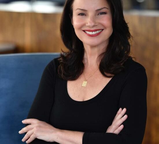 drescher_fran_2_arms_byangelaweiss_sag-aftra_r_2_copy