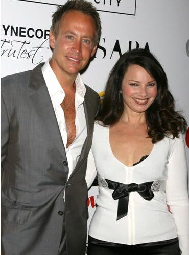 Peter Marc Jacobson and Fran Drescher
Launching of Fran Drescher's Cancer Schmancer and to celebrate her 7th Anniversary of Wellness held at Sapa Restaurant
New York City, USA - 20.06.07
Credit: (Mandatory): PNP/ WENN