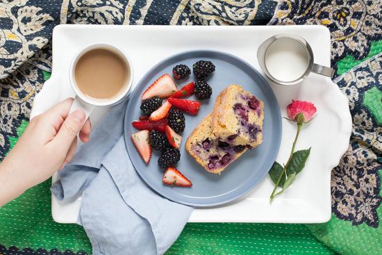 mothers-day-breakfast-in-bed0635-960__0