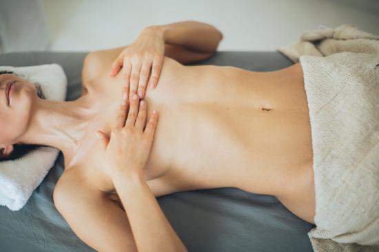 pexels-elly-fairytale-3865551