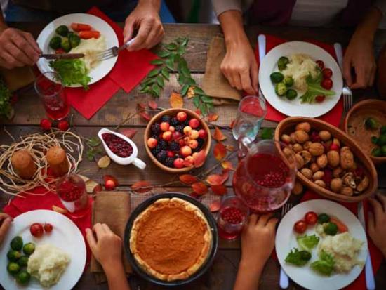 staymindfulwith4tipsforholidayeating staymindfulwith4tipsforholidayeating
